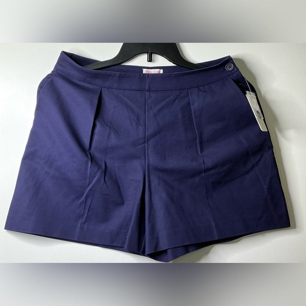 RILEY&RAE Womens Stretch Zippered Pocketed Straight leg Shorts Sz 8 New